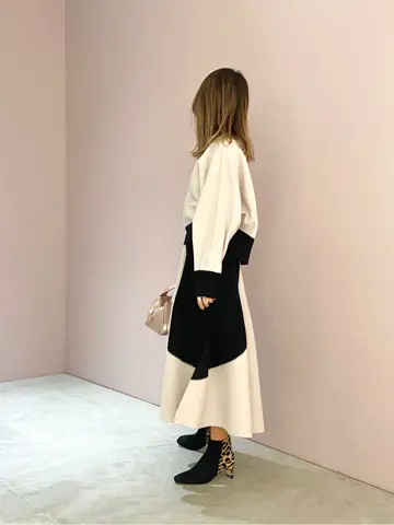 ORIGINATED IN GRACE CONTINENTAL yukimi yonee コーディネート画像