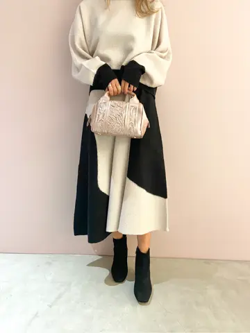 ORIGINATED IN GRACE CONTINENTAL yukimi yonee コーディネート画像