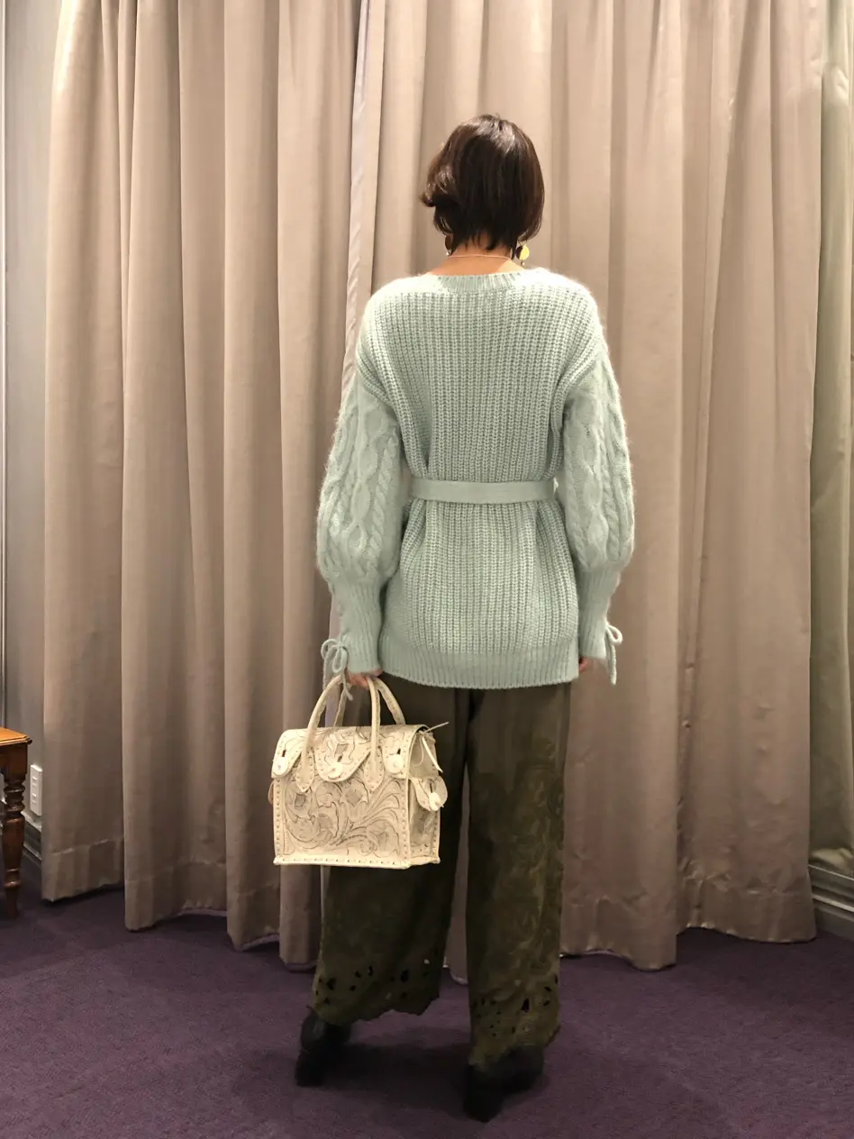 ORIGINATED IN GRACE CONTINENTAL 亀田 未希 コーディネート画像