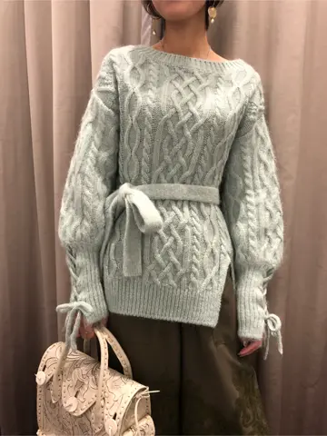 ORIGINATED IN GRACE CONTINENTAL 亀田 未希 コーディネート画像