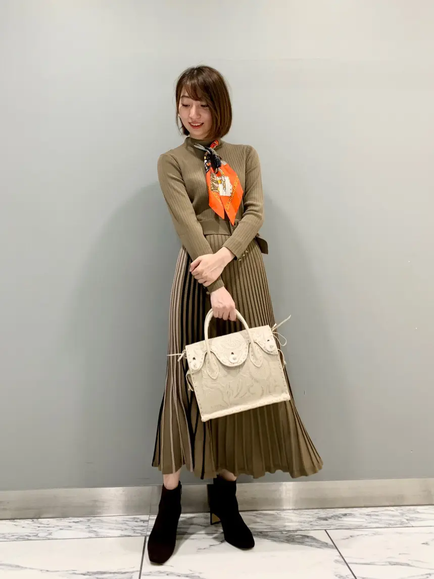 ORIGINATED IN GRACE CONTINENTAL eri コーディネート画像