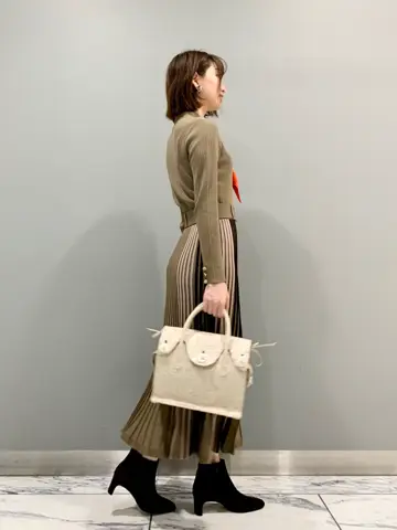 ORIGINATED IN GRACE CONTINENTAL eri コーディネート画像