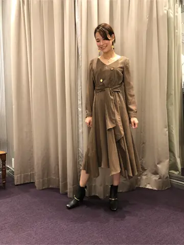 ORIGINATED IN GRACE CONTINENTAL 亀田 未希 コーディネート画像