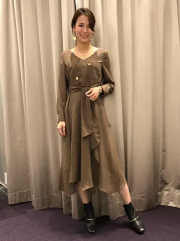 ORIGINATED IN GRACE CONTINENTAL 亀田 未希 コーディネート画像