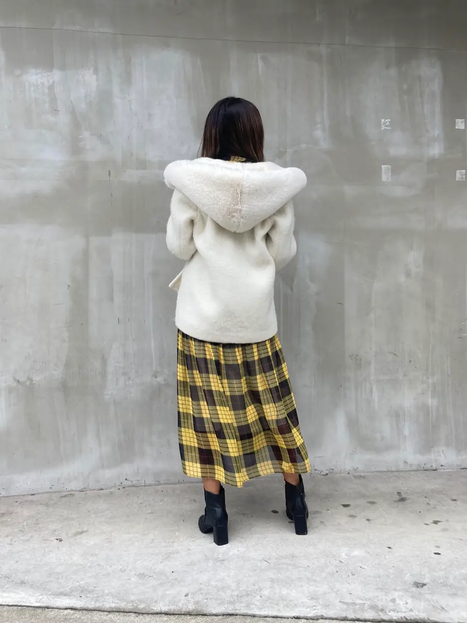 ORIGINATED IN GRACE CONTINENTAL yukimi yonee コーディネート画像