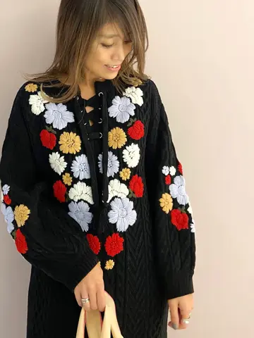 ORIGINATED IN GRACE CONTINENTAL yukimi yonee コーディネート画像