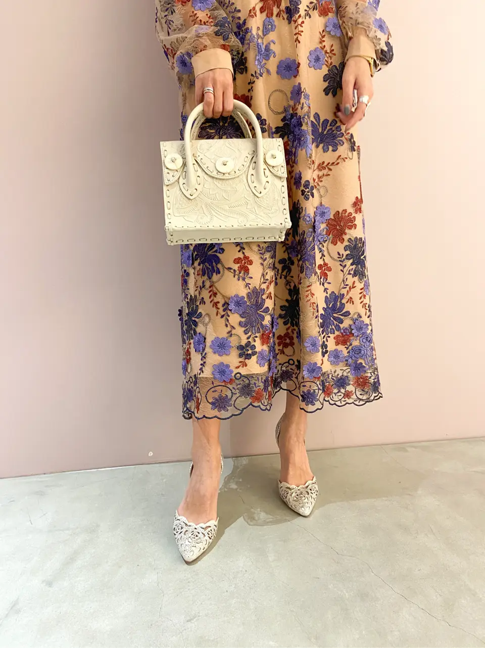 ORIGINATED IN GRACE CONTINENTAL yukimi yonee コーディネート画像