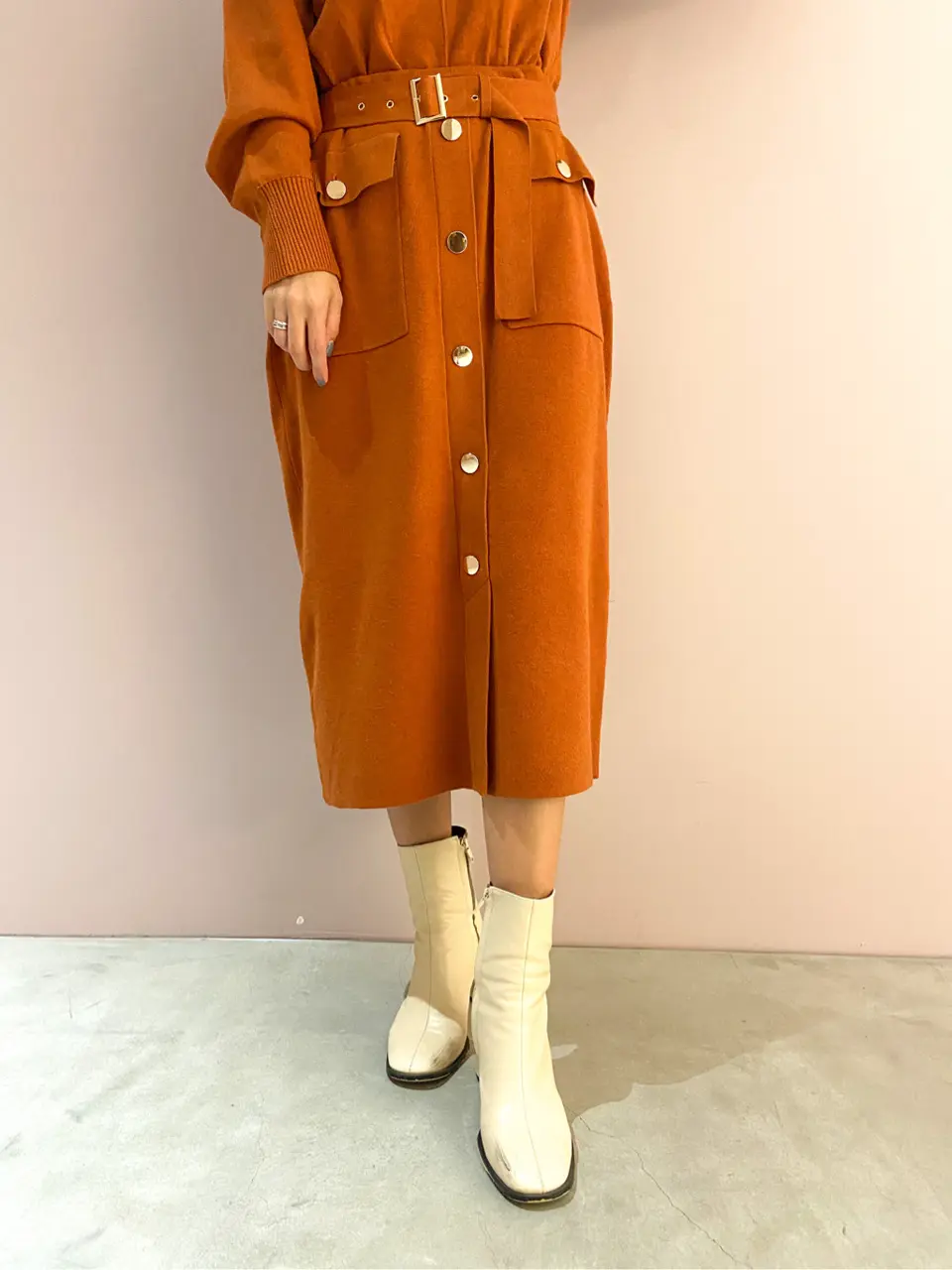 ORIGINATED IN GRACE CONTINENTAL yukimi yonee コーディネート画像