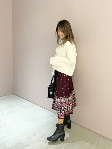 ORIGINATED IN GRACE CONTINENTAL yukimi yonee コーディネート画像