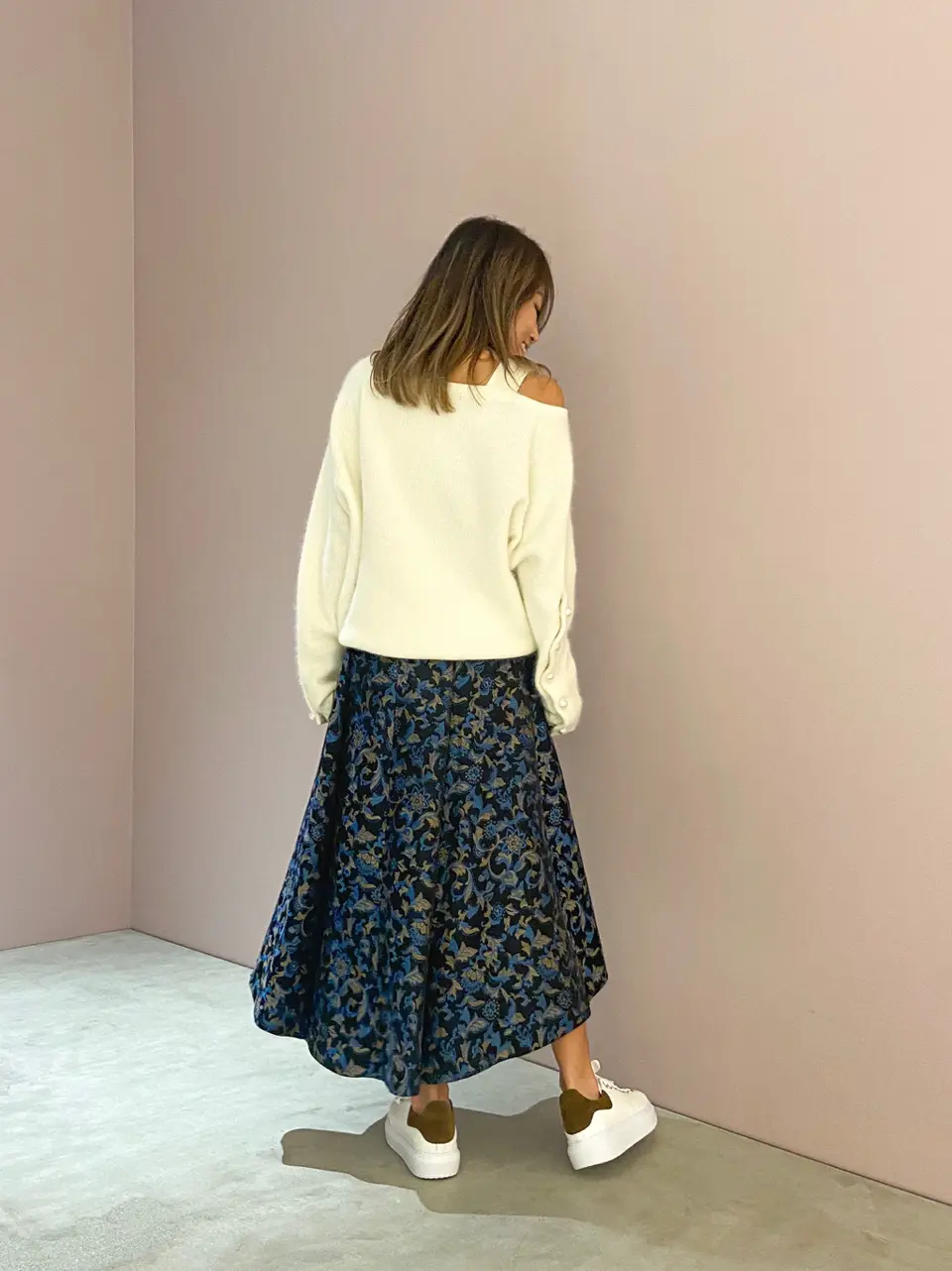 ORIGINATED IN GRACE CONTINENTAL yukimi yonee コーディネート画像