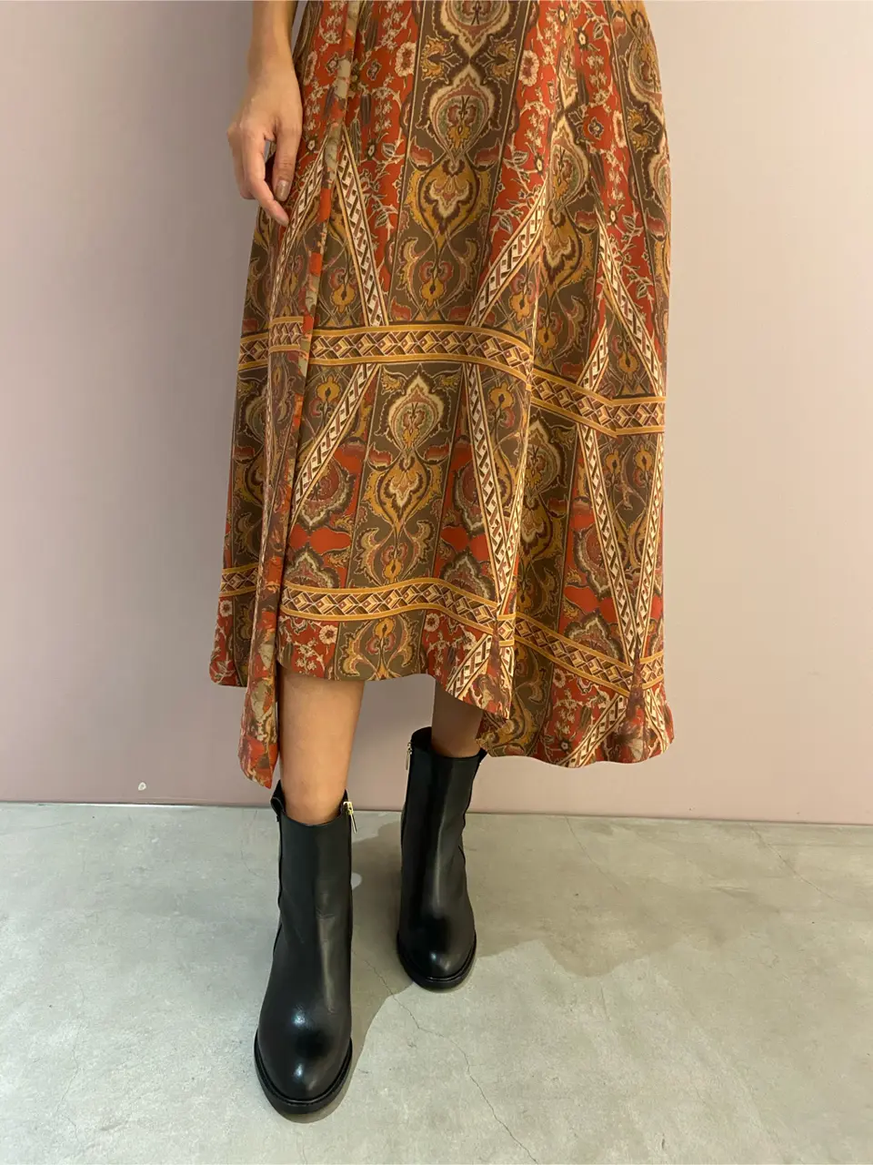 ORIGINATED IN GRACE CONTINENTAL yukimi yonee コーディネート画像