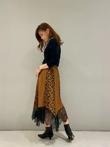 ORIGINATED IN GRACE CONTINENTAL 志田　悠 コーディネート画像