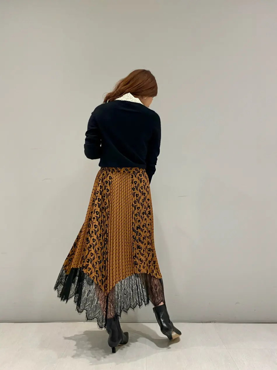 ORIGINATED IN GRACE CONTINENTAL 志田　悠 コーディネート画像