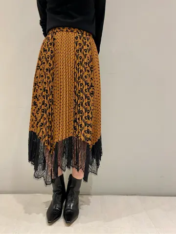 ORIGINATED IN GRACE CONTINENTAL 志田　悠 コーディネート画像