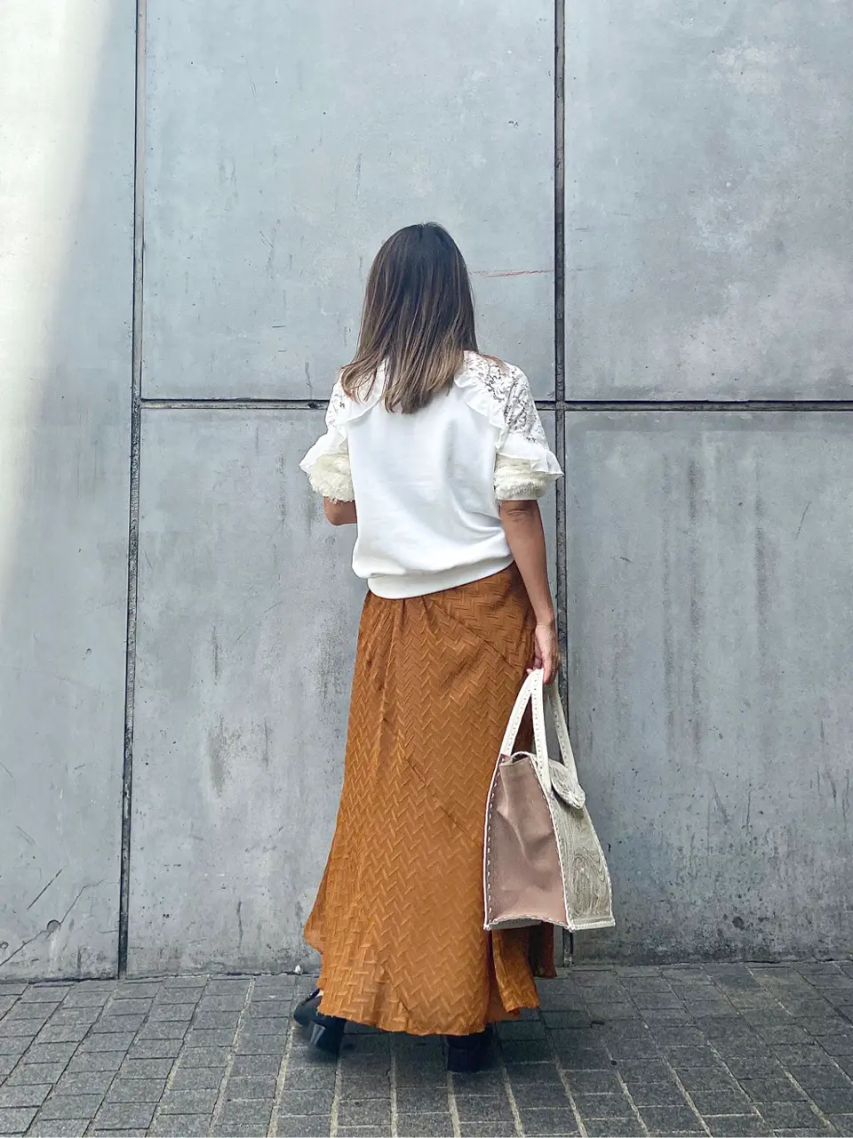 ORIGINATED IN GRACE CONTINENTAL yukimi yonee コーディネート画像