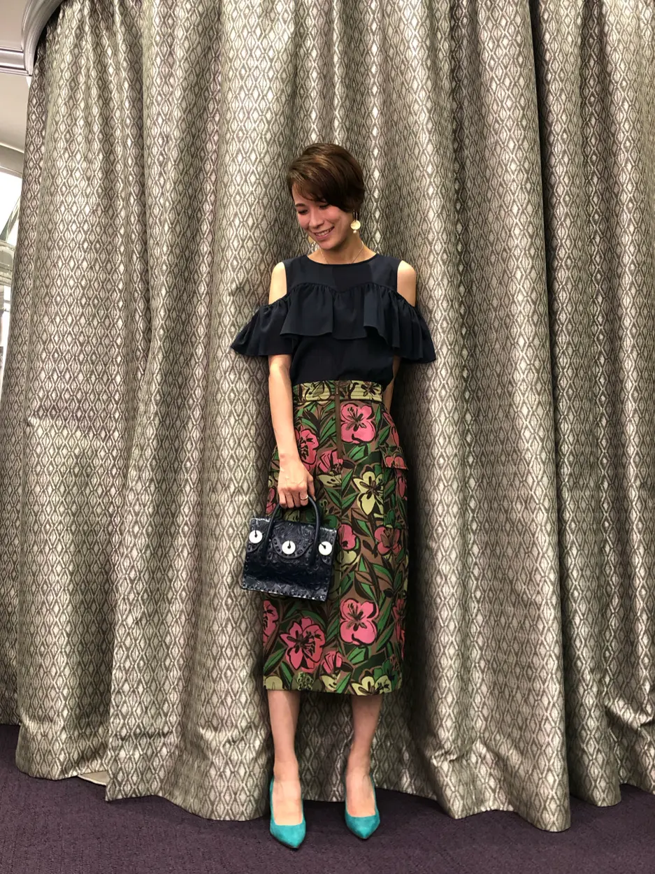 ORIGINATED IN GRACE CONTINENTAL 亀田 未希 コーディネート画像