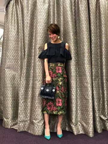 ORIGINATED IN GRACE CONTINENTAL 亀田 未希 コーディネート画像