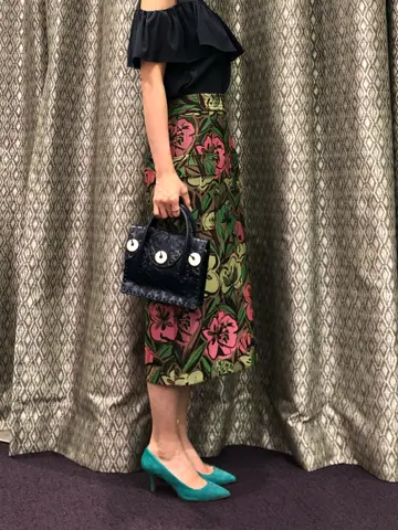 ORIGINATED IN GRACE CONTINENTAL 亀田 未希 コーディネート画像