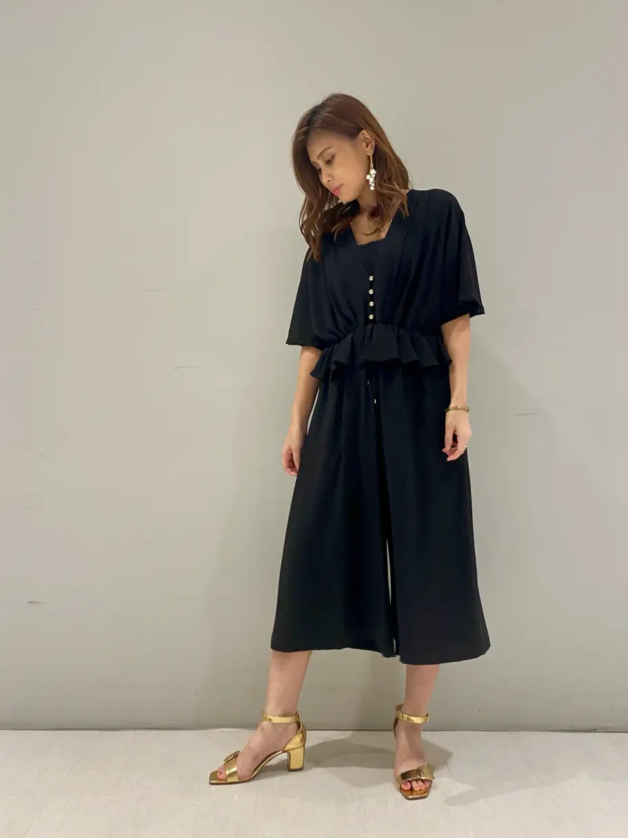 ORIGINATED IN GRACE CONTINENTAL 志田　悠 コーディネート画像