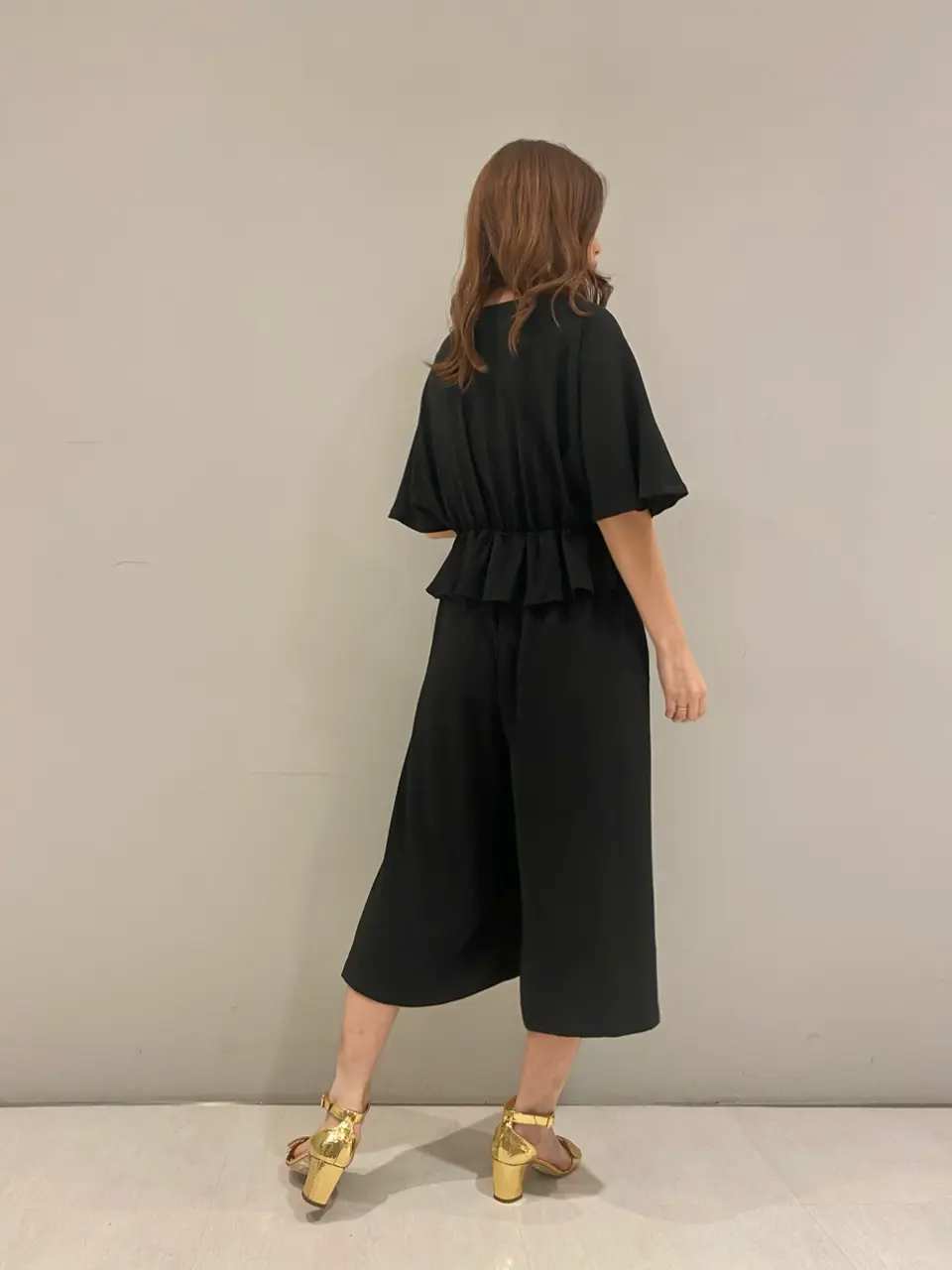 ORIGINATED IN GRACE CONTINENTAL 志田　悠 コーディネート画像