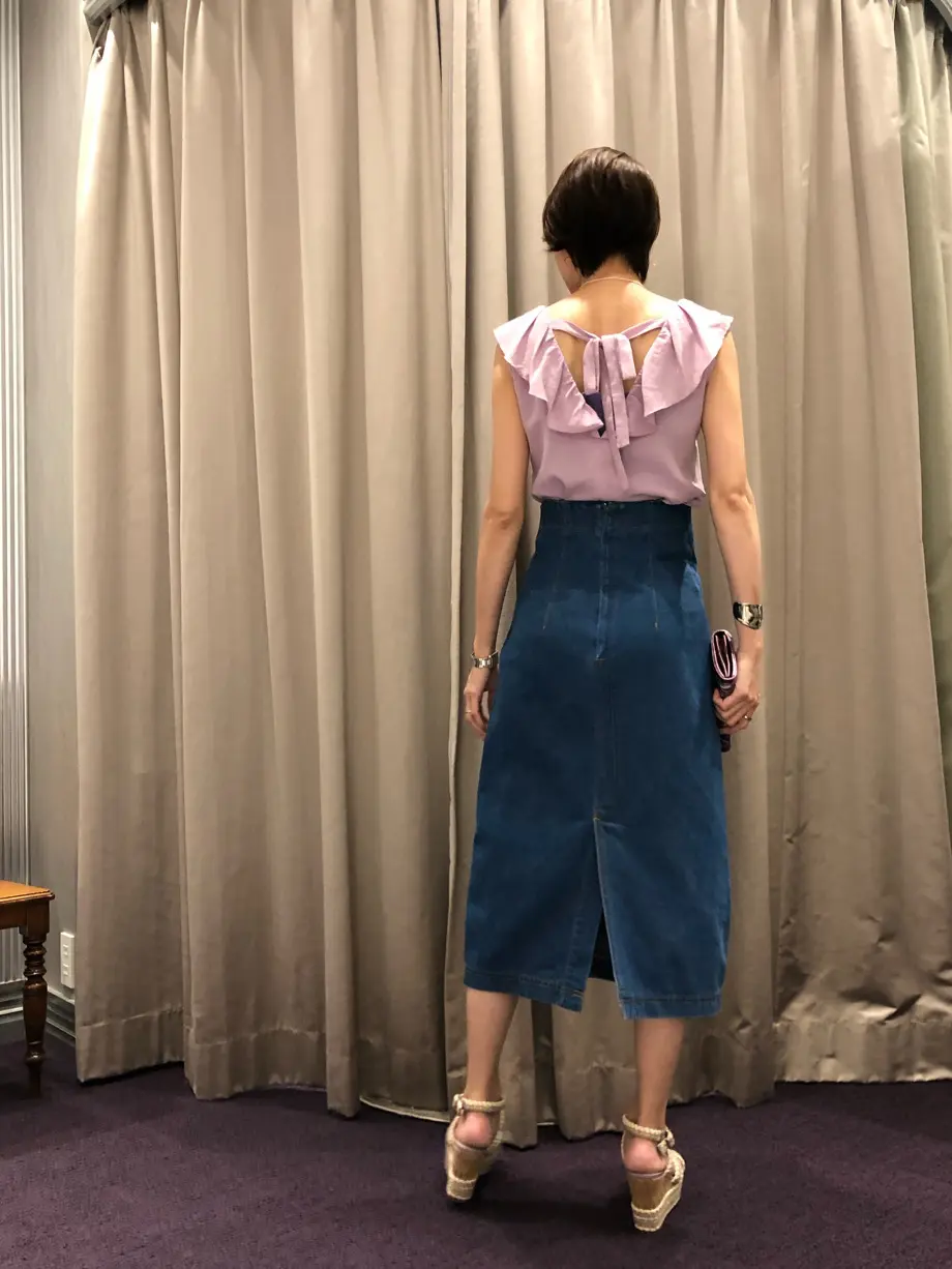 ORIGINATED IN GRACE CONTINENTAL 亀田 未希 コーディネート画像