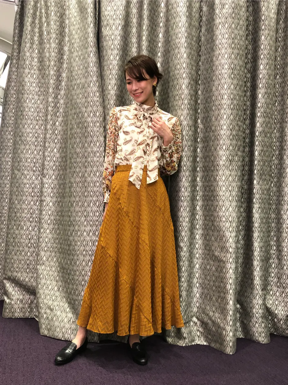 ORIGINATED IN GRACE CONTINENTAL 亀田 未希 コーディネート画像