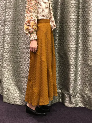 ORIGINATED IN GRACE CONTINENTAL 亀田 未希 コーディネート画像