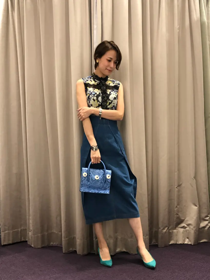 ORIGINATED IN GRACE CONTINENTAL 亀田 未希 コーディネート画像