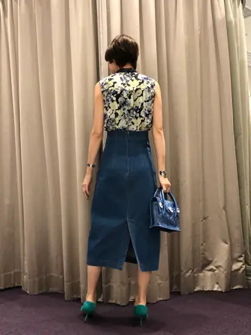 ORIGINATED IN GRACE CONTINENTAL 亀田 未希 コーディネート画像