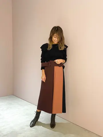 ORIGINATED IN GRACE CONTINENTAL yukimi yonee コーディネート画像