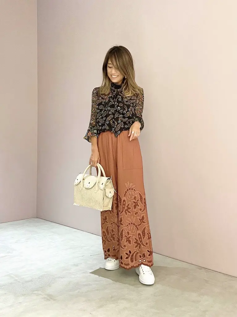 ORIGINATED IN GRACE CONTINENTAL yukimi yonee コーディネート画像