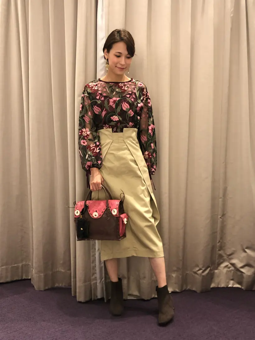 ORIGINATED IN GRACE CONTINENTAL 亀田 未希 コーディネート画像