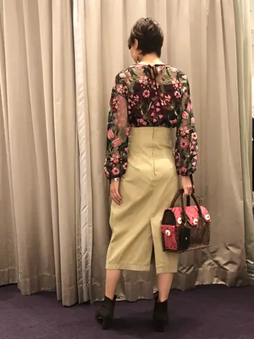 ORIGINATED IN GRACE CONTINENTAL 亀田 未希 コーディネート画像