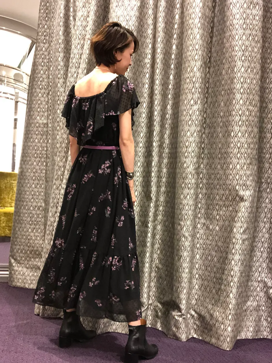 ORIGINATED IN GRACE CONTINENTAL 亀田 未希 コーディネート画像