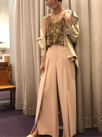 ORIGINATED IN GRACE CONTINENTAL 亀田 未希 コーディネート画像