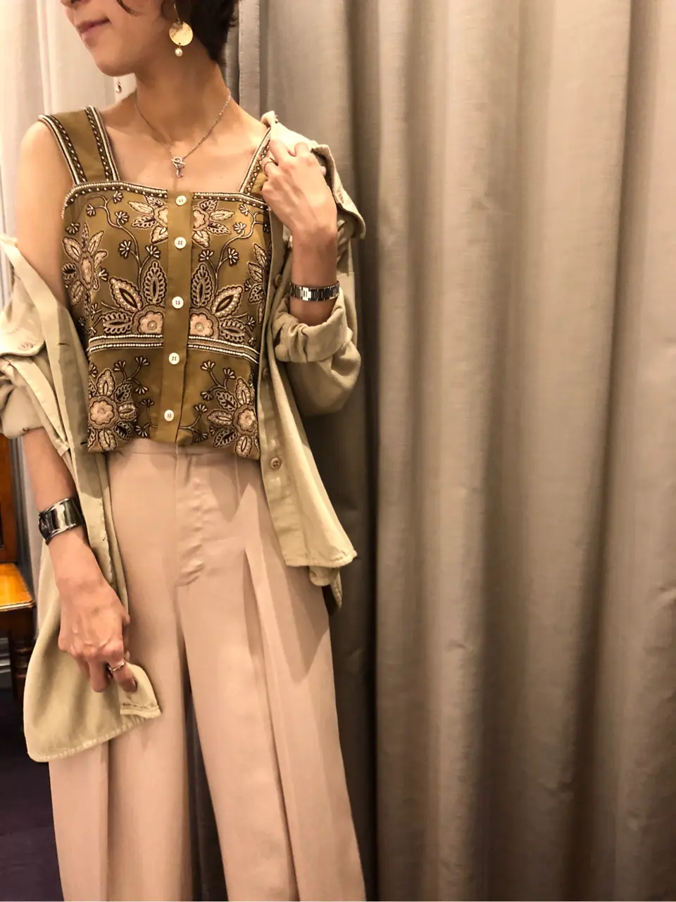 ORIGINATED IN GRACE CONTINENTAL 亀田 未希 コーディネート画像