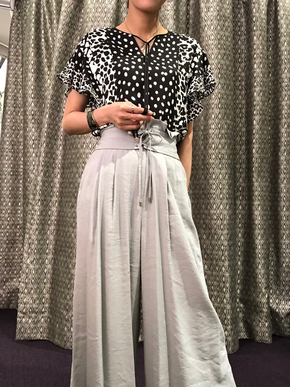 ORIGINATED IN GRACE CONTINENTAL 亀田 未希 コーディネート画像