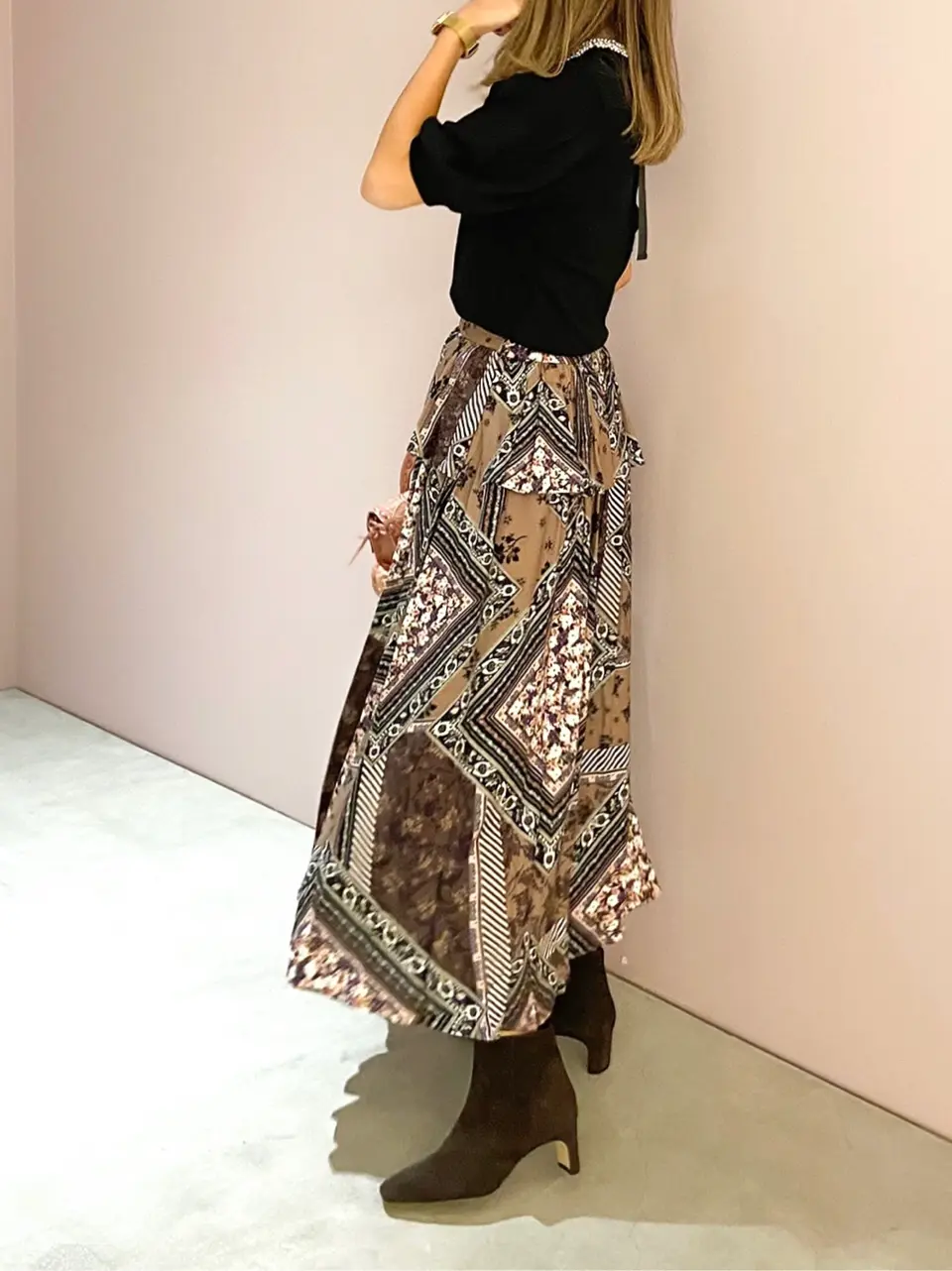 ORIGINATED IN GRACE CONTINENTAL yukimi yonee コーディネート画像