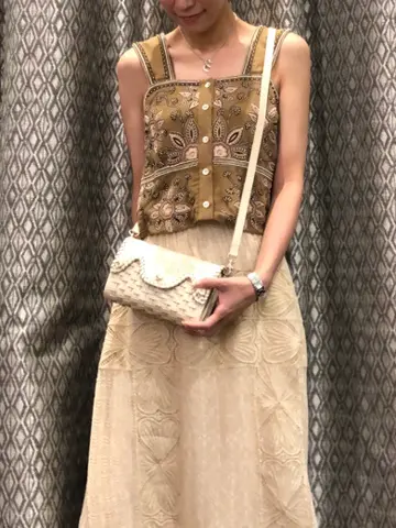 ORIGINATED IN GRACE CONTINENTAL 亀田 未希 コーディネート画像