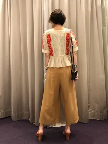 ORIGINATED IN GRACE CONTINENTAL 亀田 未希 コーディネート画像