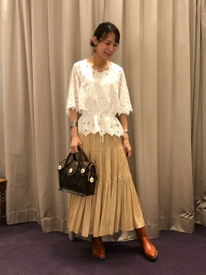 ORIGINATED IN GRACE CONTINENTAL 亀田 未希 コーディネート画像