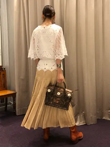 ORIGINATED IN GRACE CONTINENTAL 亀田 未希 コーディネート画像