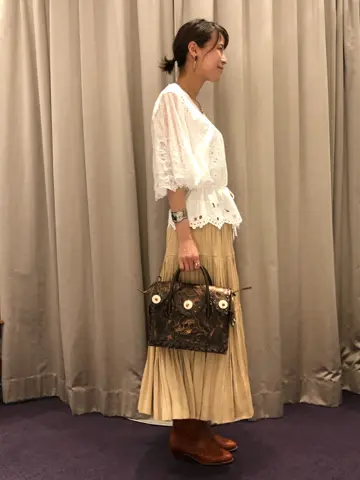 ORIGINATED IN GRACE CONTINENTAL 亀田 未希 コーディネート画像