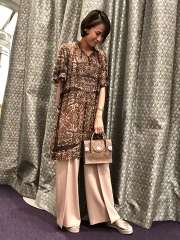 ORIGINATED IN GRACE CONTINENTAL 亀田 未希 コーディネート画像