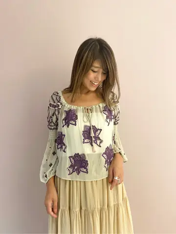 ORIGINATED IN GRACE CONTINENTAL yukimi yonee コーディネート画像