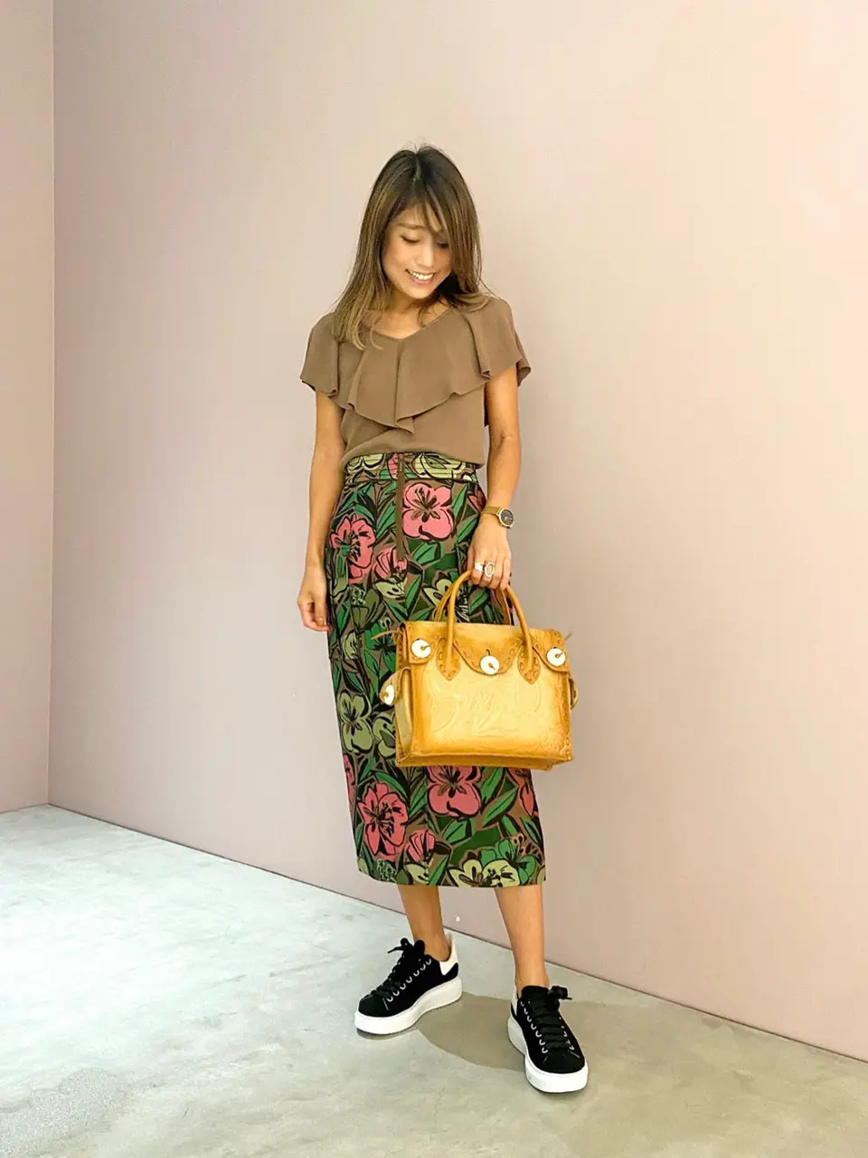 ORIGINATED IN GRACE CONTINENTAL yukimi yonee コーディネート画像