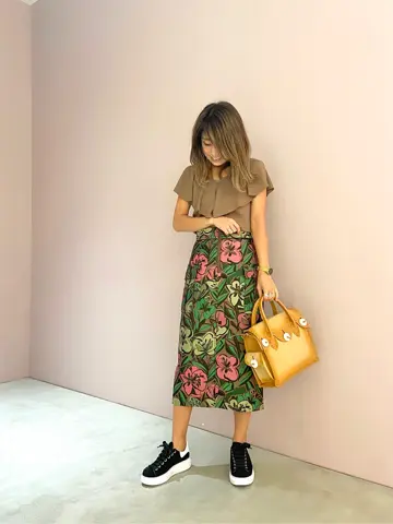 ORIGINATED IN GRACE CONTINENTAL yukimi yonee コーディネート画像