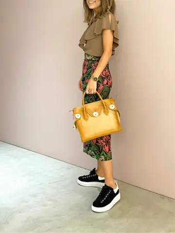 ORIGINATED IN GRACE CONTINENTAL yukimi yonee コーディネート画像