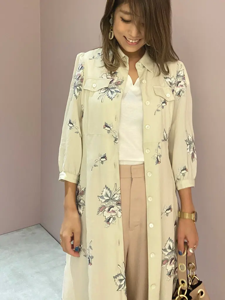 ORIGINATED IN GRACE CONTINENTAL yukimi yonee コーディネート画像