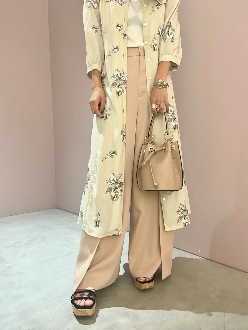 ORIGINATED IN GRACE CONTINENTAL yukimi yonee コーディネート画像